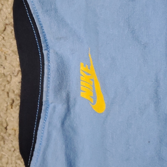 "It's got-TA be the SHOES" Men's Nike T-Shirt. - Picture 7 of 8